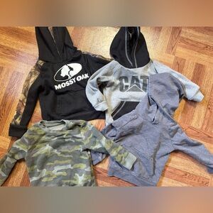 Toddler boys sweatshirts Lot of 4

CAT, mossy oak, cat and jack, wonder nation